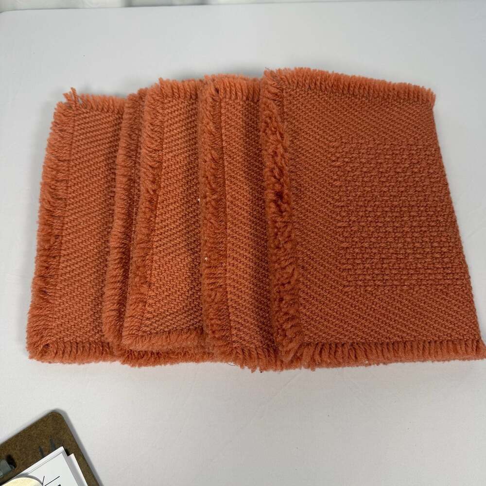 Vintage 1970's Coral Woven Placemats, Set of 4 - Picture 5 of 5